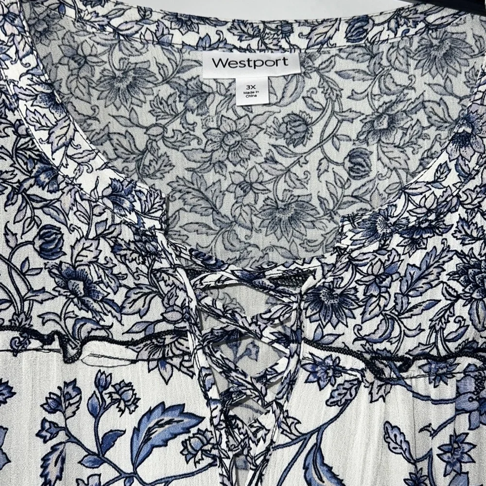 ๐ 2/$15 Westport Blouse - Picture 3 of 6